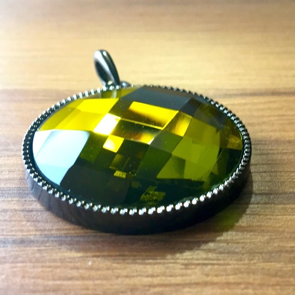 Large Faceted Mirror Pendant for Necklace or Jewelry Making,  Necklace Pendant - Picture 6 of 7